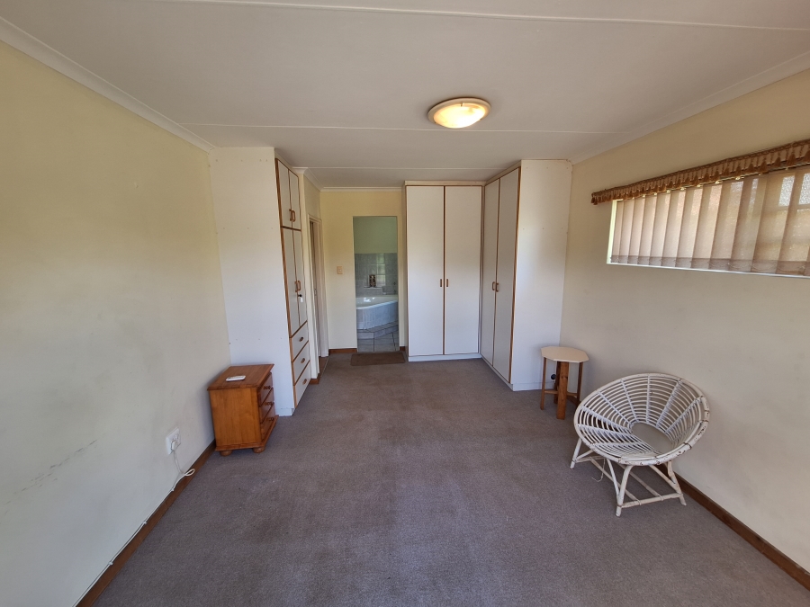 3 Bedroom Property for Sale in Wavecrest Eastern Cape